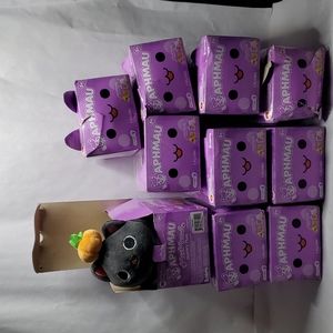 Lot of 10 Boxes of Aphmau MeeMeows Mystery Plush Litter 1 - See Details